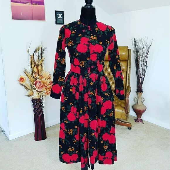 Talbots corduroy dress  - Picture 1 of 6